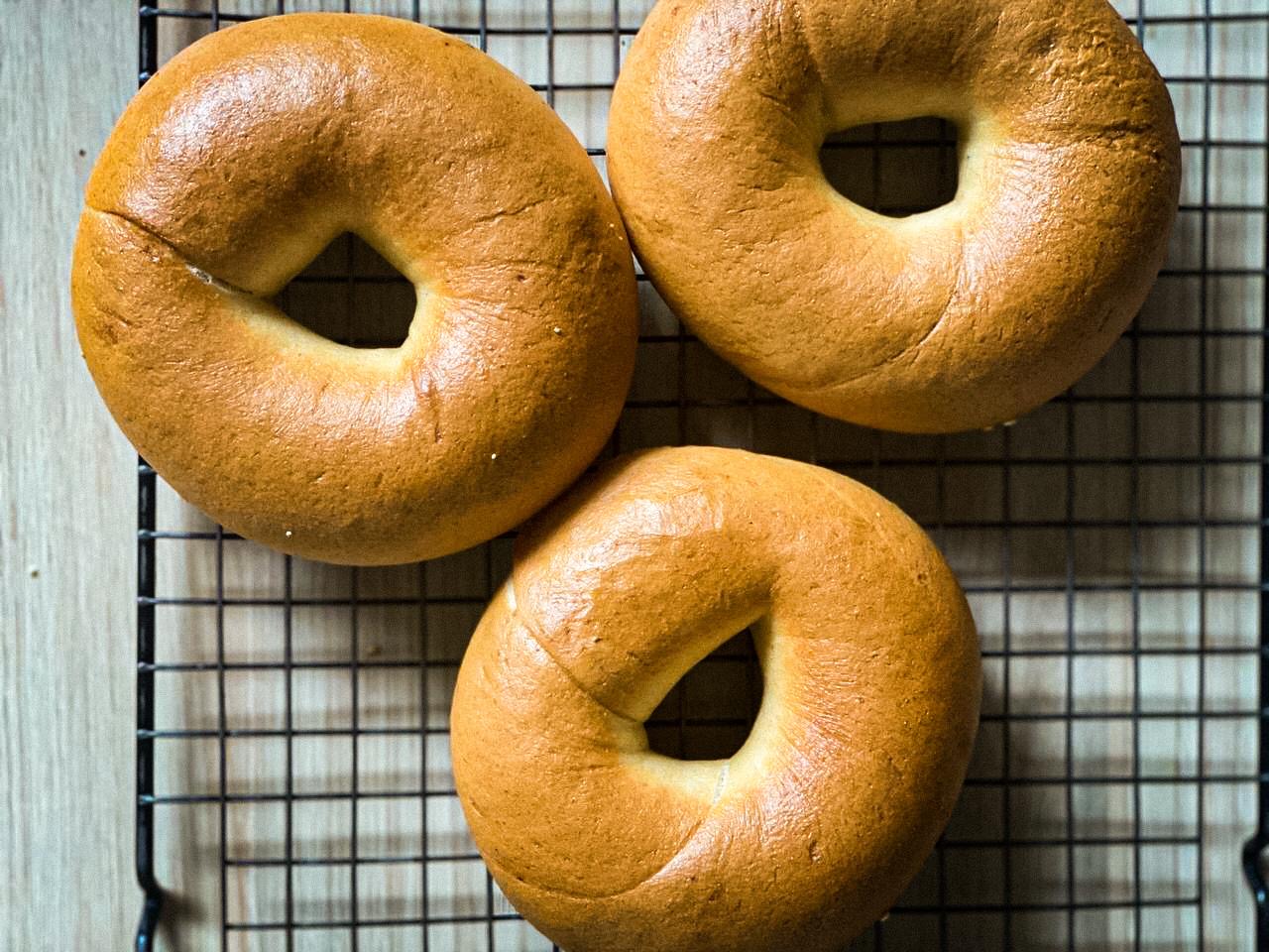 Whole Wheat Plain Bagel